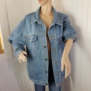 Vintage Levi's Trucker Jean Medium Wash Denim Jacket